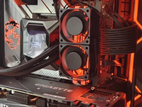 Soporte metálico de refrigeración para memoria DDR4 y DDR5